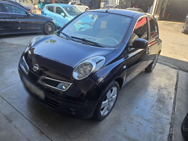 Nissan Micra kaporta onarımı sonrası: ön bölüm onarımı ve boya